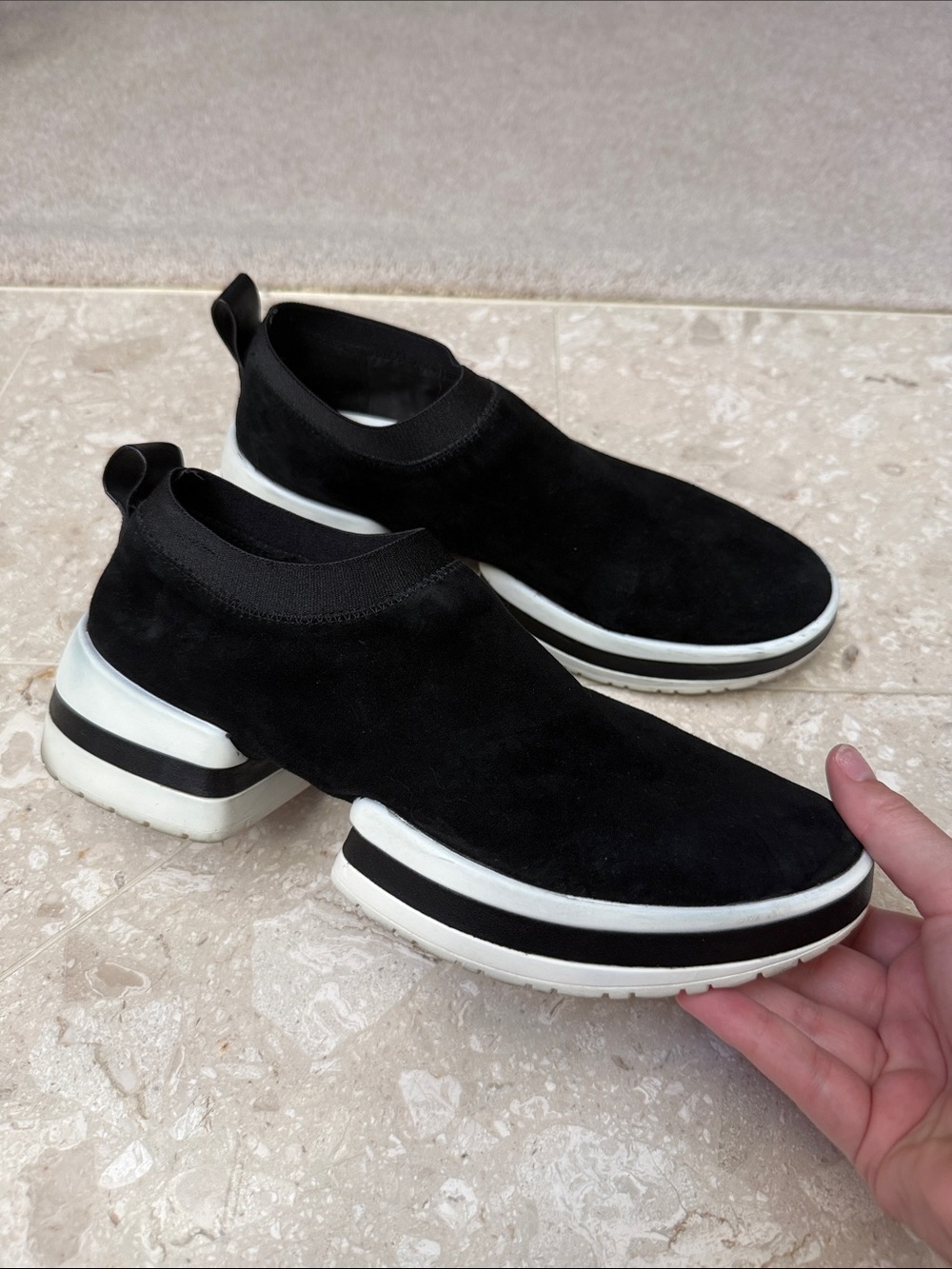 Stuart Weitzman SW-612 Women’s Black Suede Slip-On Stretch Sneaker Size 7.5B